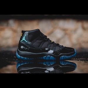 Looking for a pair of Gammas!!